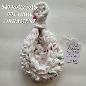 ORNAMENT 840 HOLLY JOLLY 001 WHITE CROCHETED HANGING WALL STORAGE BASKET